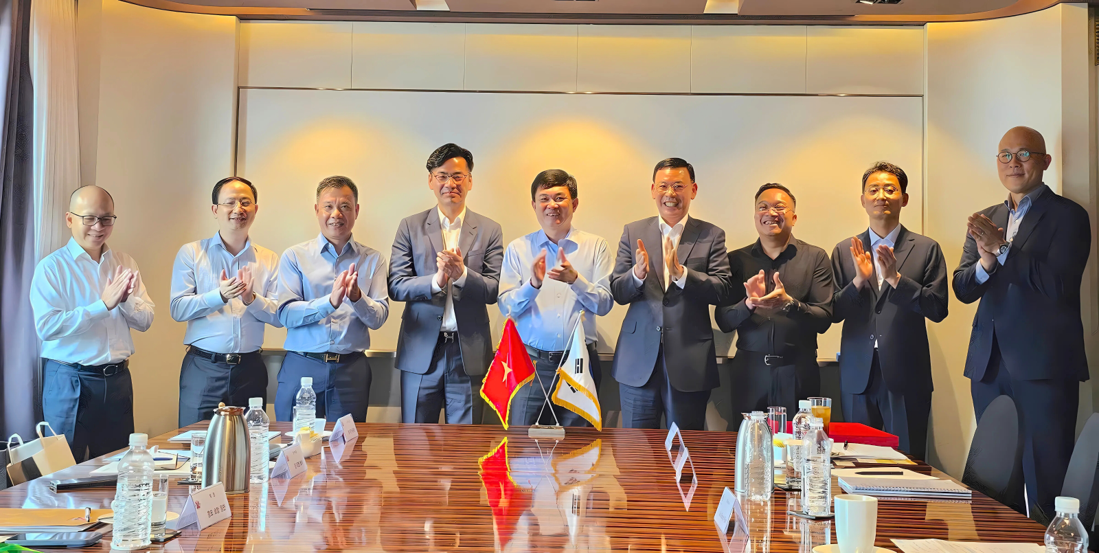 Vinacomin làm việc với Tập đoàn Daejoo KC tại Hàn Quốc